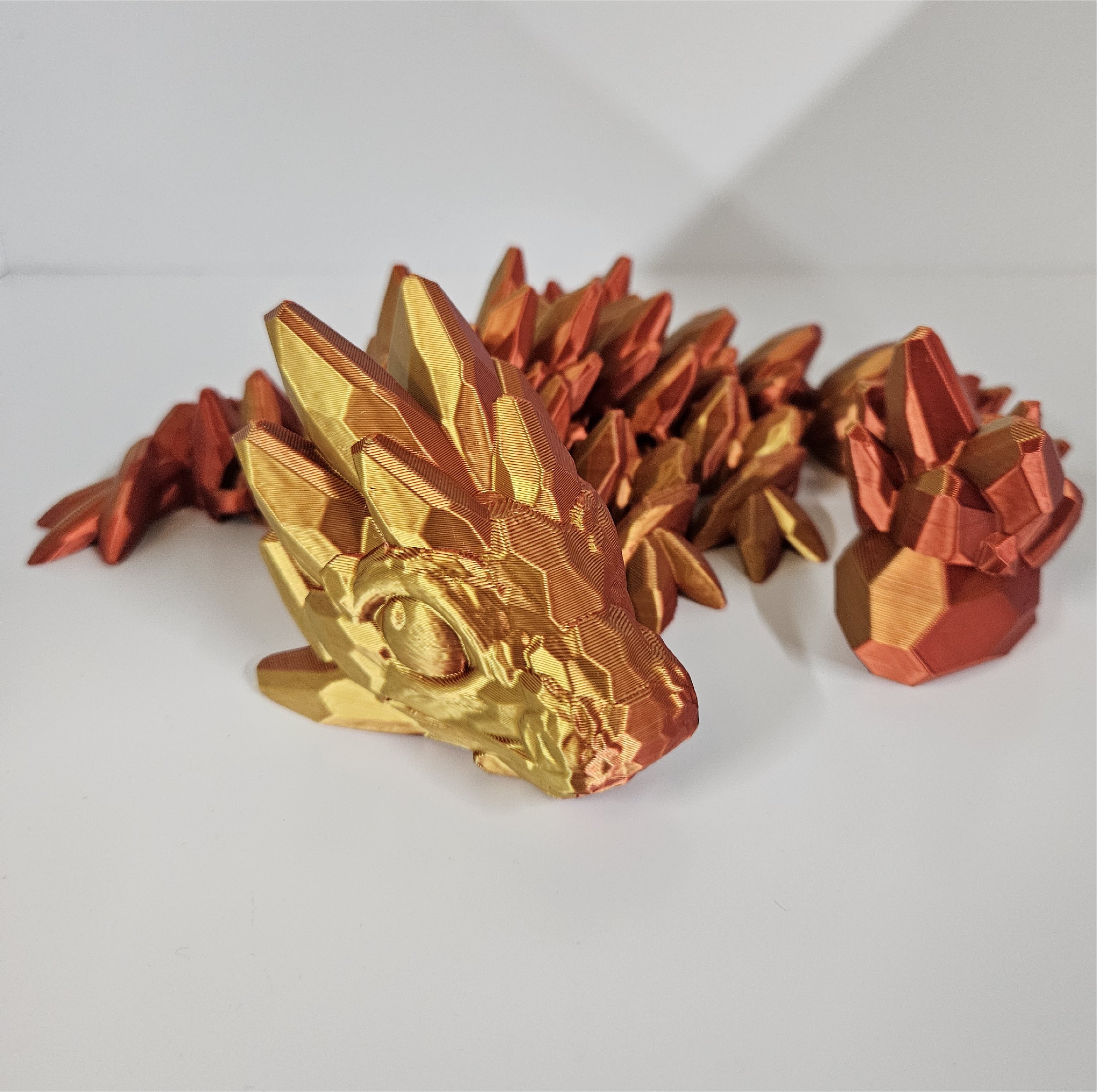 N3D05 Medium Gemstone Dragon
